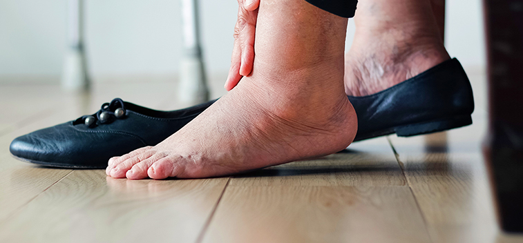 patient experiencing Diabetic Neuropathy and in need of the neuropathy treatment protocol at Smith Family Chiropractic Wellness Center in Campbell